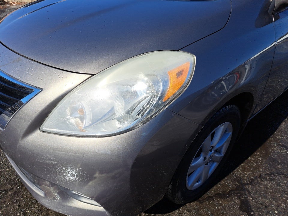 2014 Nissan Versa 1.6 SV