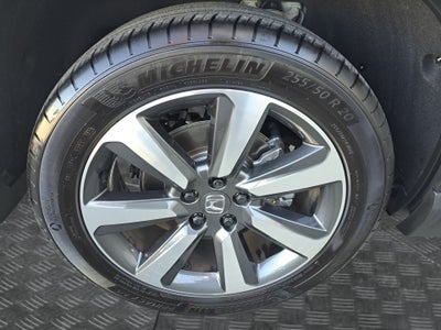 2025 Honda Pilot Touring