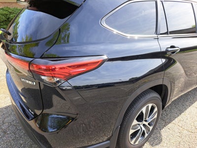 2023 Toyota Highlander Hybrid XLE