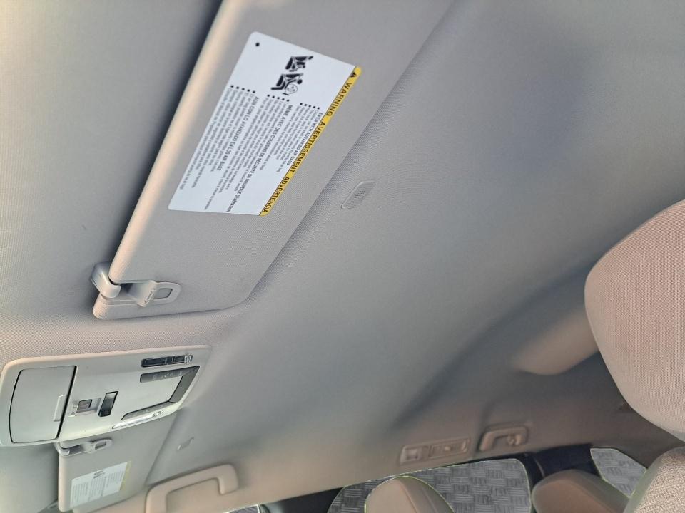 2025 Toyota Sienna LE