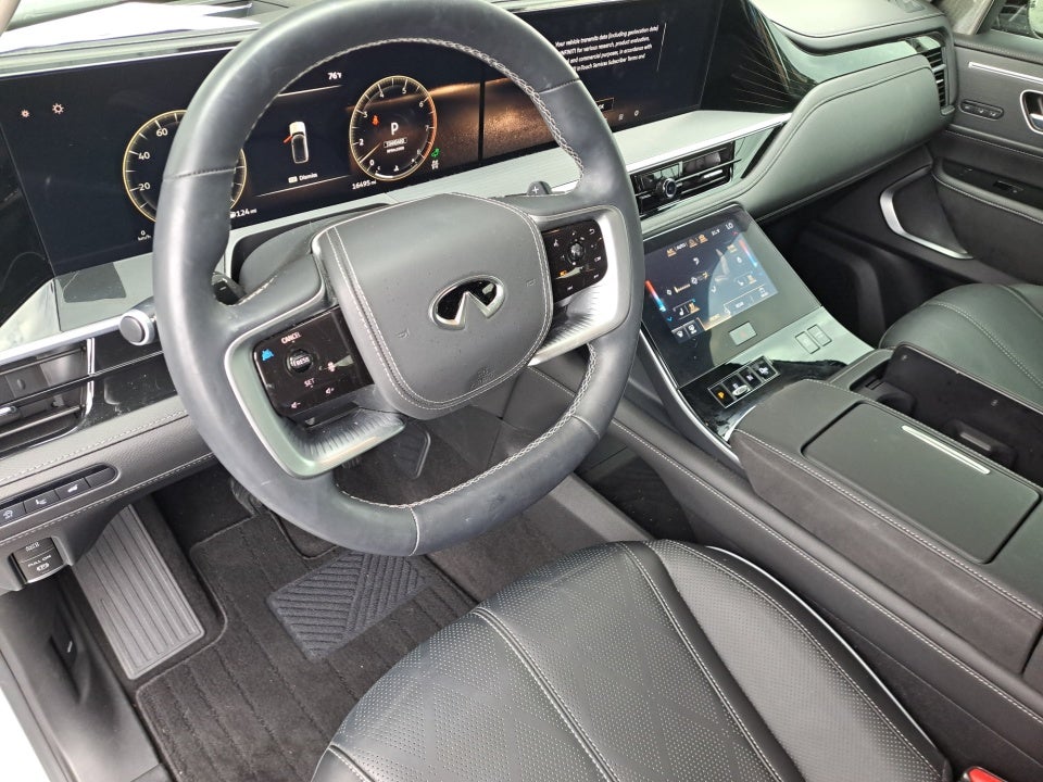 2025 INFINITI QX80 SENSORY
