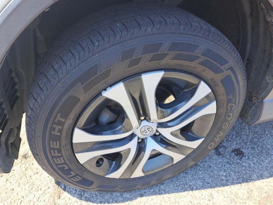 2016 Toyota RAV4 LE
