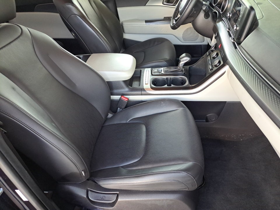 2023 Kia Carnival MPV LX Seat Package