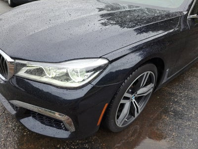 2016 BMW 750i 750i