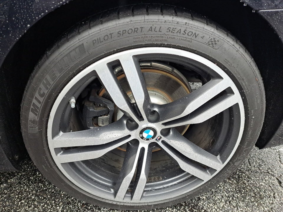 2016 BMW 750i 750i