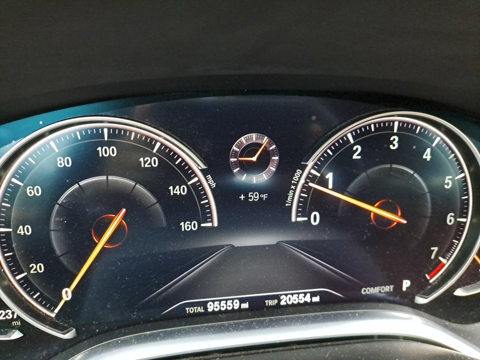 2016 BMW 750i 750i