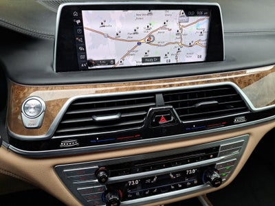 2016 BMW 750i 750i