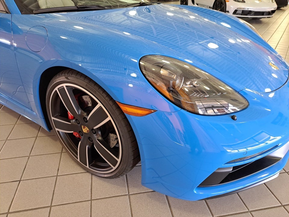 2025 Porsche 718 Boxster GTS 4.0