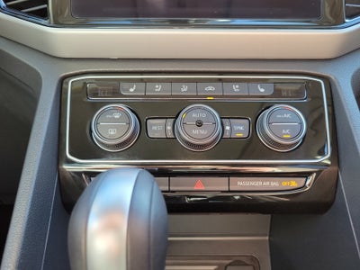 2022 Volkswagen Atlas 3.6L V6 SEL Premium R-Line