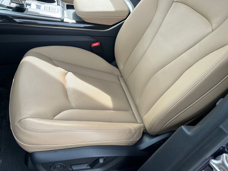 2023 Audi Q8 Premium Plus 55 TFSI quattro Tiptronic