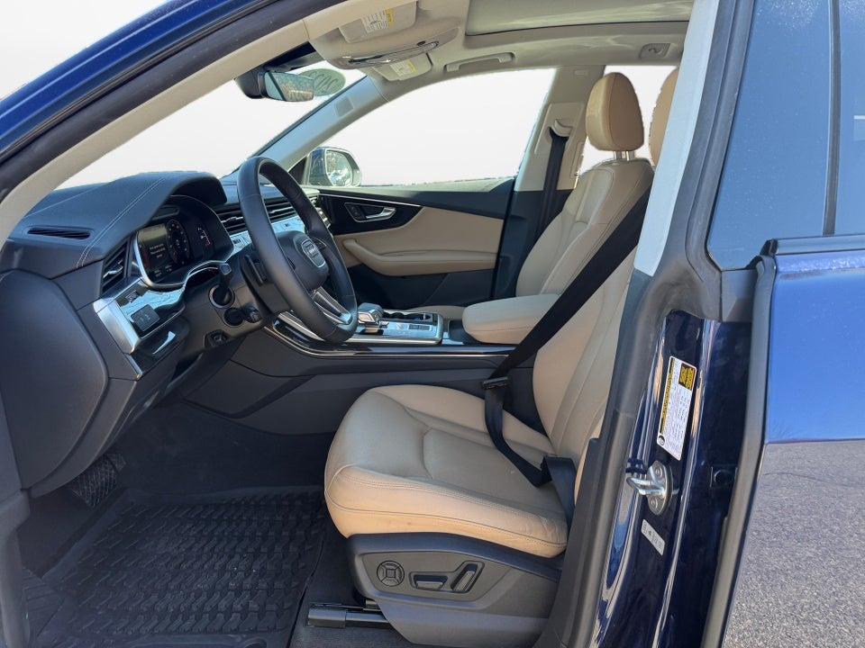 2023 Audi Q8 Premium Plus 55 TFSI quattro Tiptronic