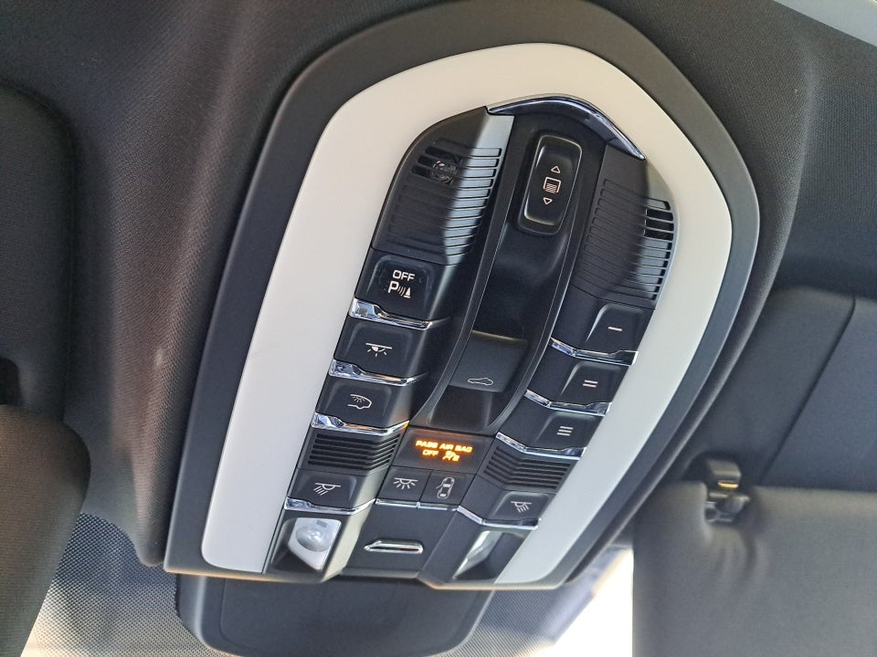 2015 Porsche Cayenne E-Hybrid S