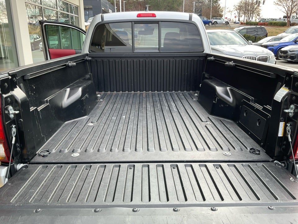 2022 Toyota Tacoma SR5 V6