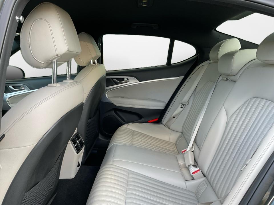 2023 Genesis G70 3.3T