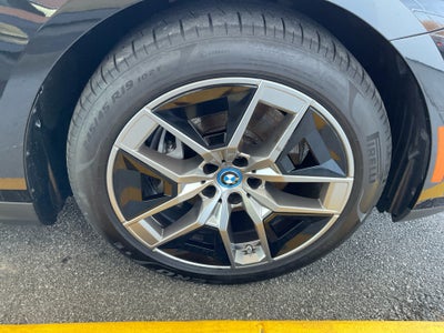 2024 BMW i5 eDrive40