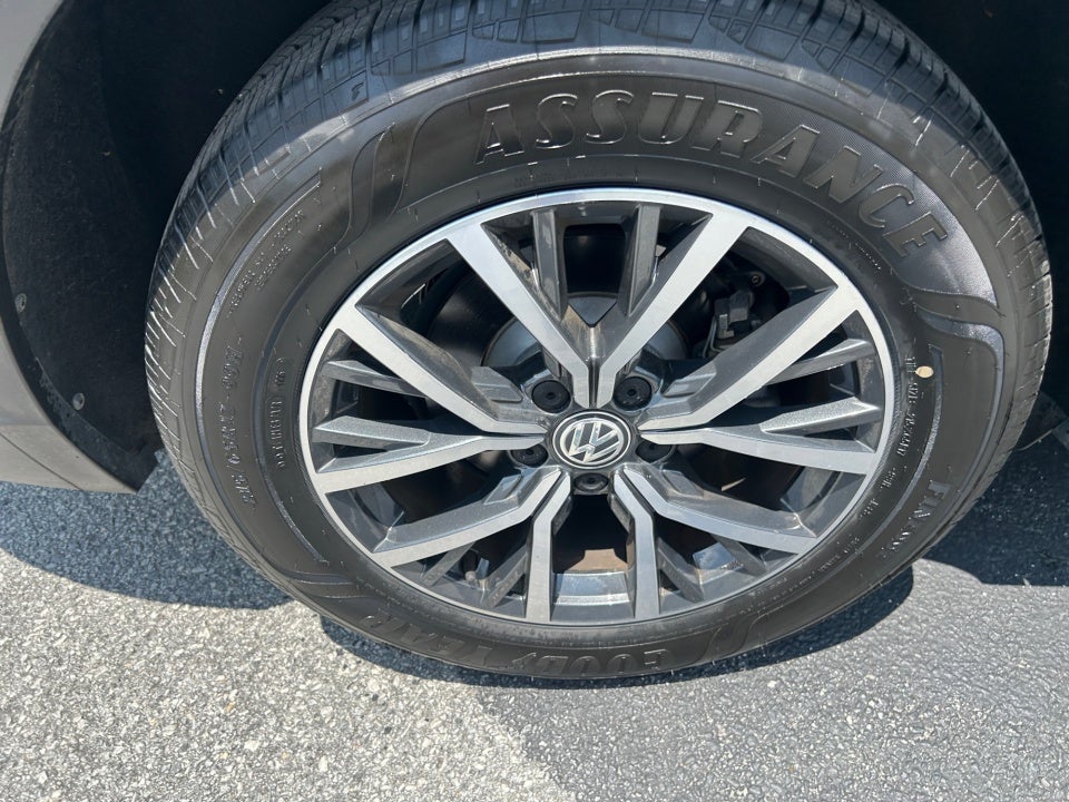 2019 Volkswagen Tiguan SE