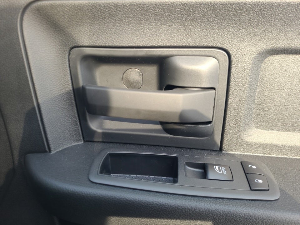 2024 RAM 2500 Tradesman Crew Cab 4x2 8' Box