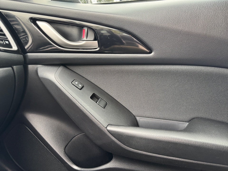 2016 Mazda Mazda3 i Sport