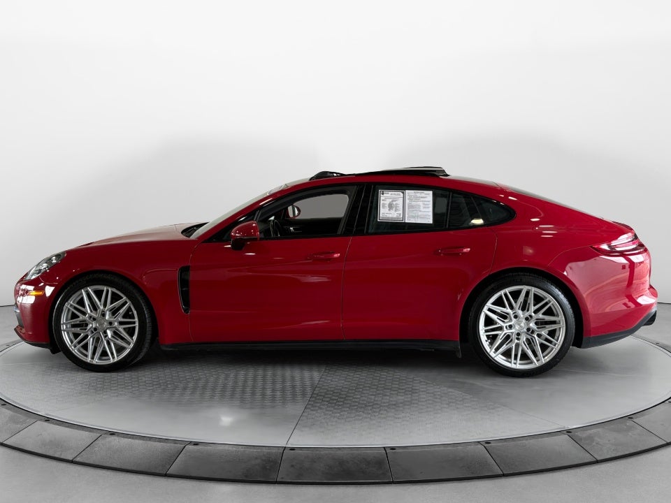 2018 Porsche Panamera 4