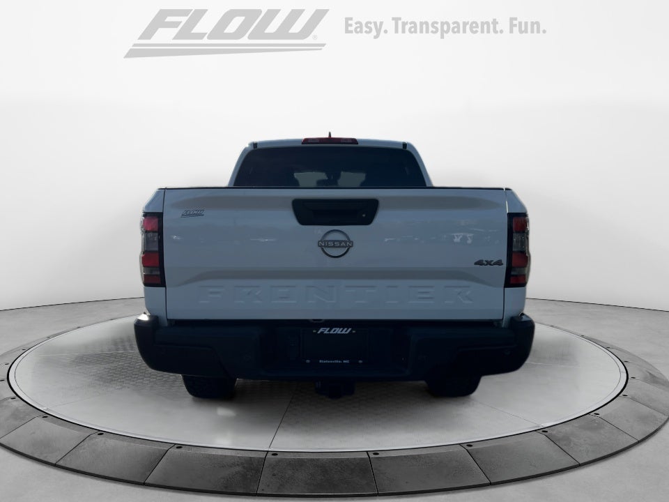 2022 Nissan Frontier Crew Cab S 4x4