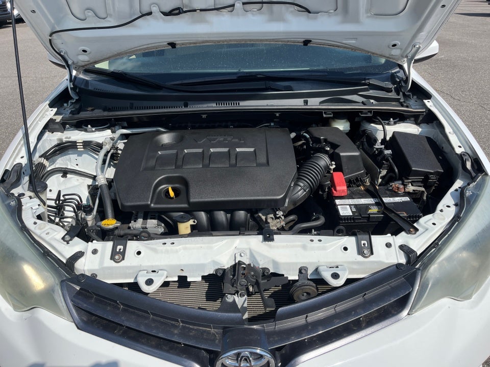 2015 Toyota COROLLA LE