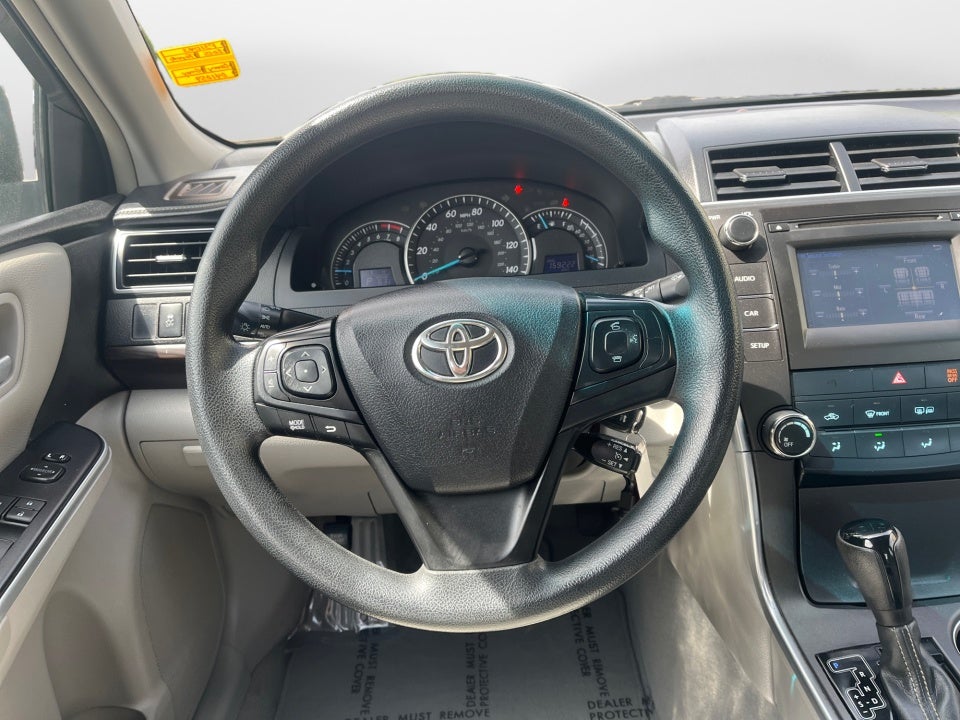 2015 Toyota CAMRY LE