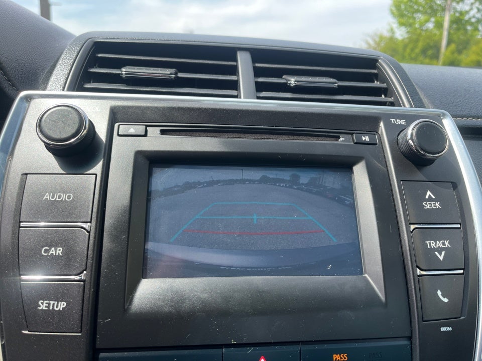 2015 Toyota CAMRY LE