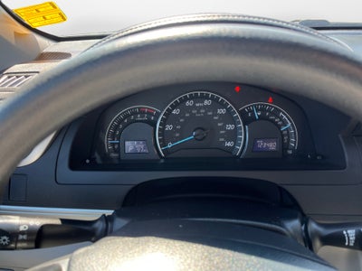 2013 Toyota CAMRY LE