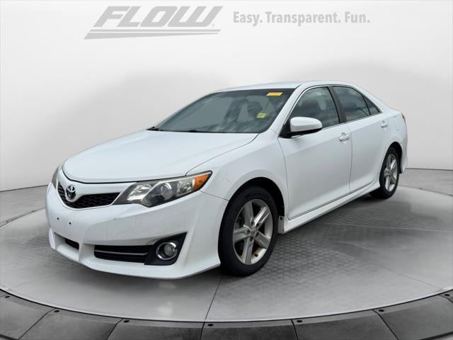 2013 Toyota CAMRY SE
