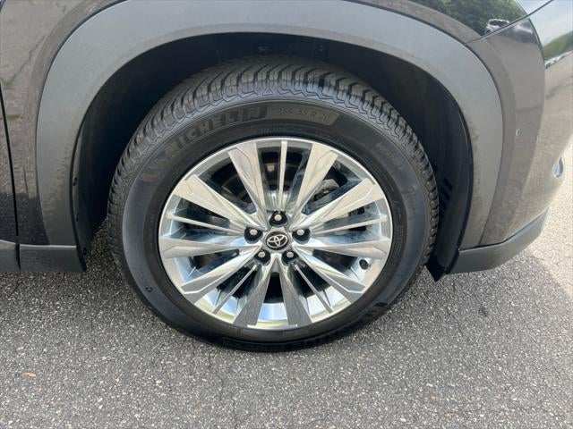 2024 Toyota GRAND HIGHLANDER Platinum