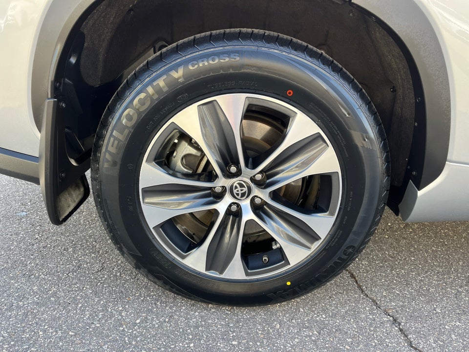 2025 Toyota HIGHLANDER HEV XLE