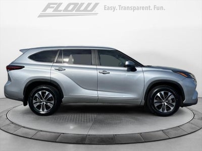 2025 Toyota HIGHLANDER HEV XLE