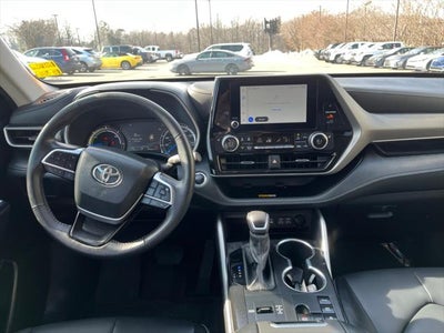 2025 Toyota HIGHLANDER HEV XLE