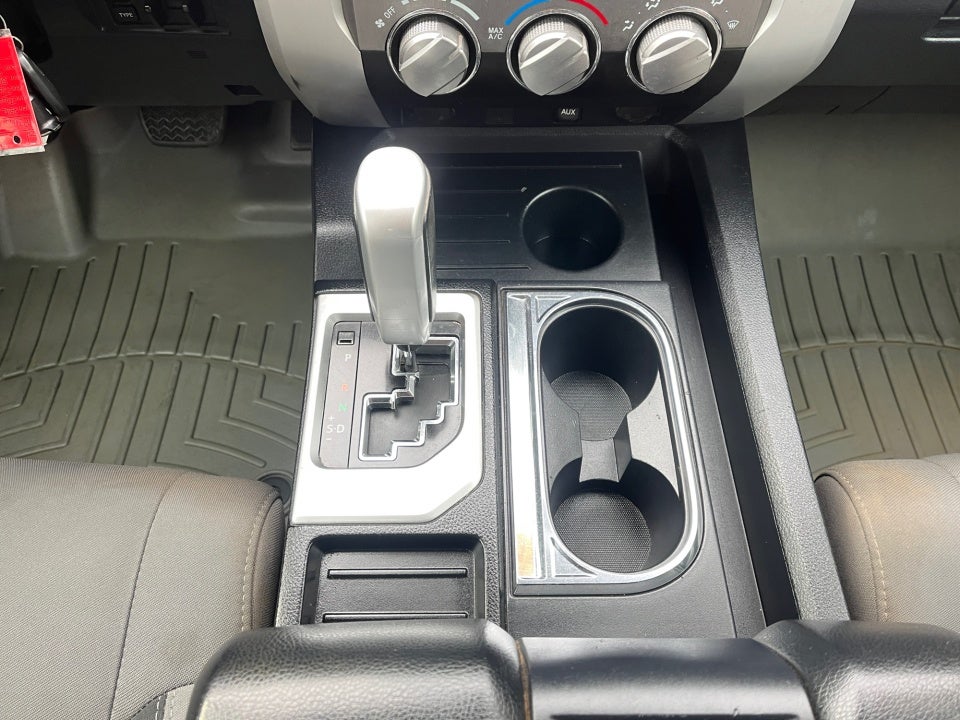 2016 Toyota TUNDRA 4X2 SR5 5.7L V8