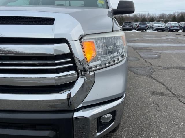 2016 Toyota TUNDRA 4X2 SR5 5.7L V8
