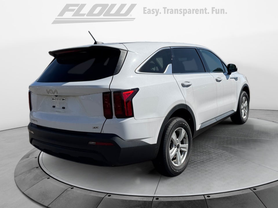 2023 Kia Sorento LX