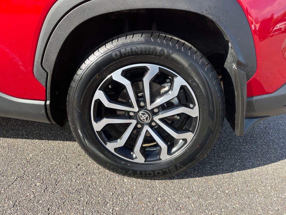 2025 Toyota COROLLA CROSS HV SE