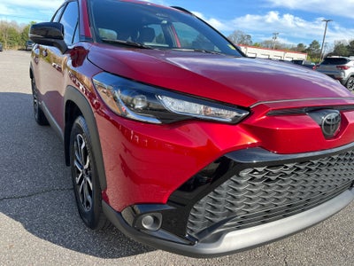 2025 Toyota COROLLA CROSS HV SE
