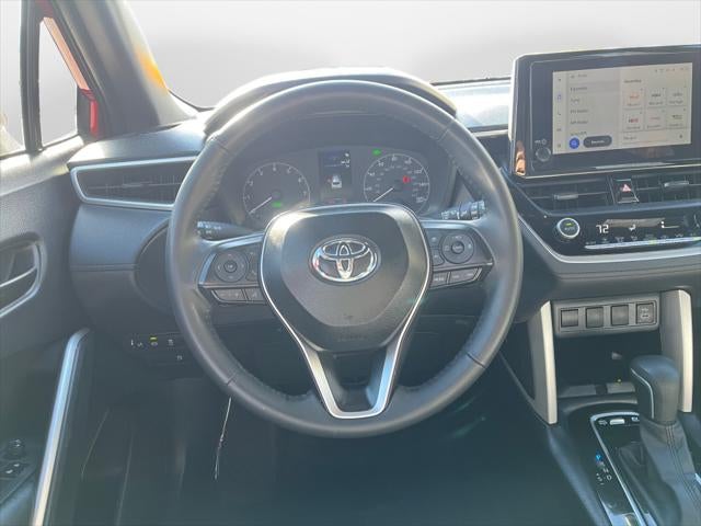 2025 Toyota COROLLA CROSS HV SE