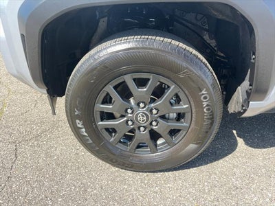 2025 Toyota 4RUNNER SR5