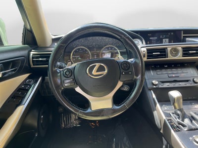 2016 Lexus IS 4dr Sdn AWD
