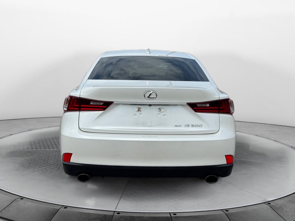 2016 Lexus IS 4dr Sdn AWD