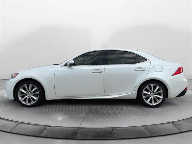 2016 Lexus IS 4dr Sdn AWD