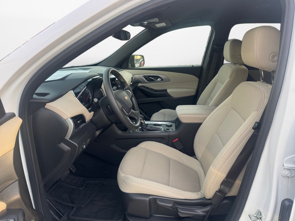 2022 Chevrolet Traverse FWD LS