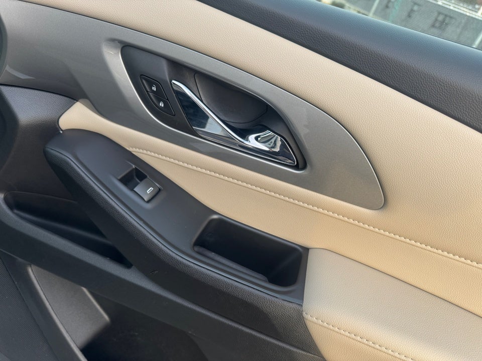 2022 Chevrolet Traverse FWD LS