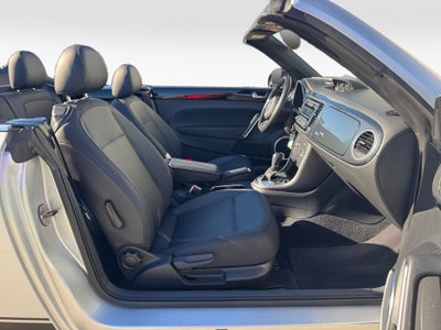 2013 Volkswagen Beetle Convertible 2.0T