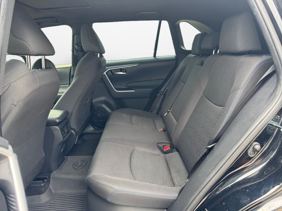 2022 Toyota RAV4 Hybrid Hybrid SE