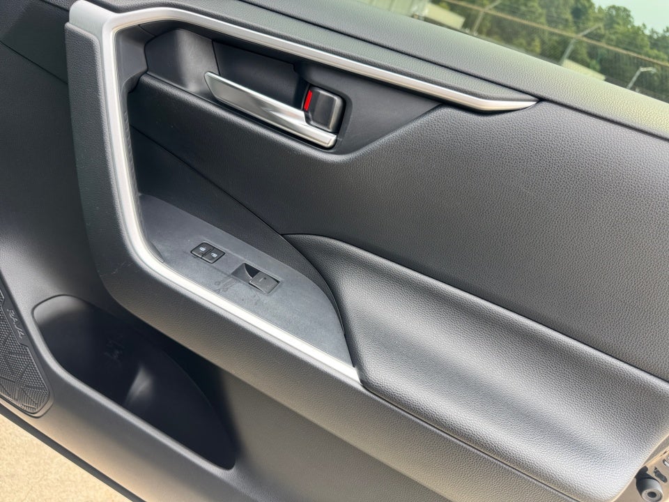 2022 Toyota RAV4 Hybrid Hybrid SE