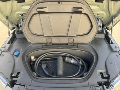 2021 Volvo XC40 Recharge Pure Electric P8