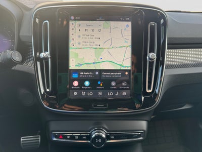 2021 Volvo XC40 Recharge Pure Electric P8